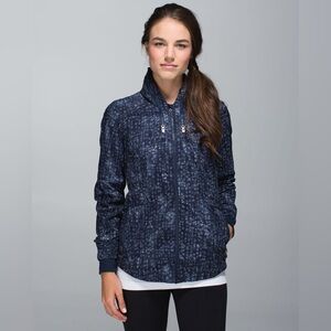 Lululemon Spring Forward Jacket Hooded Coat Blue Printed Full Zip Size 2 R